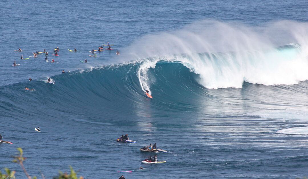 Where To Find The Biggest Waves On Maui